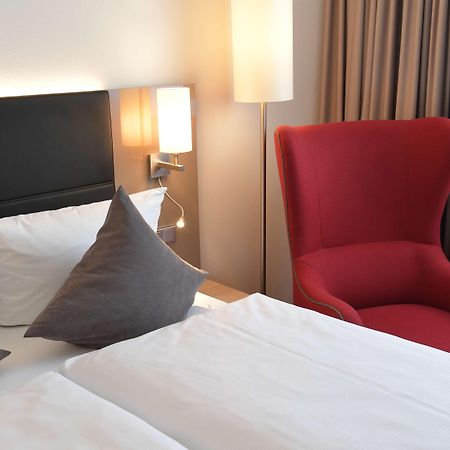 Best Western Queens Hotel Pforzheim-Niefern Exterior photo