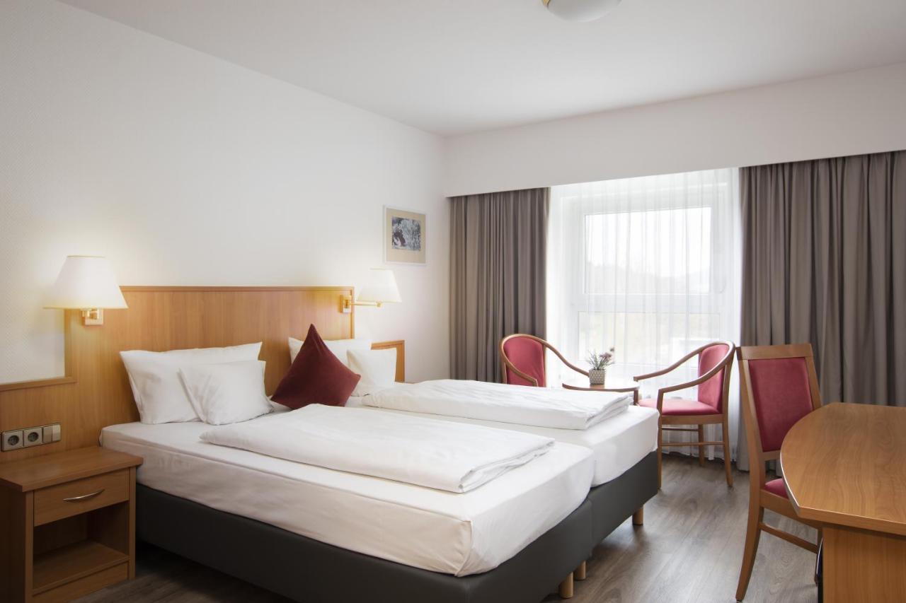 Best Western Queens Hotel Pforzheim-Niefern Exterior photo