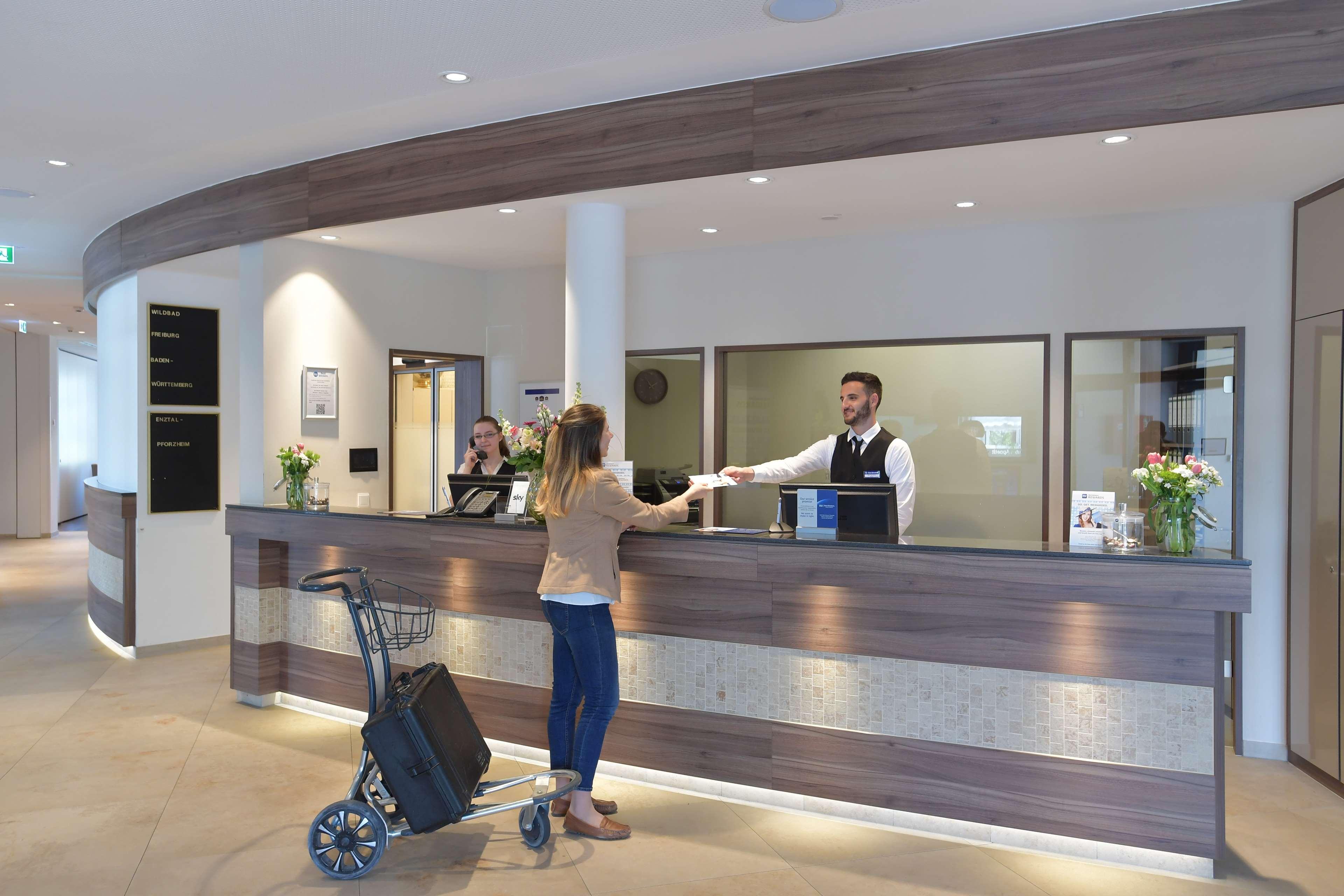 Best Western Queens Hotel Pforzheim-Niefern Exterior photo