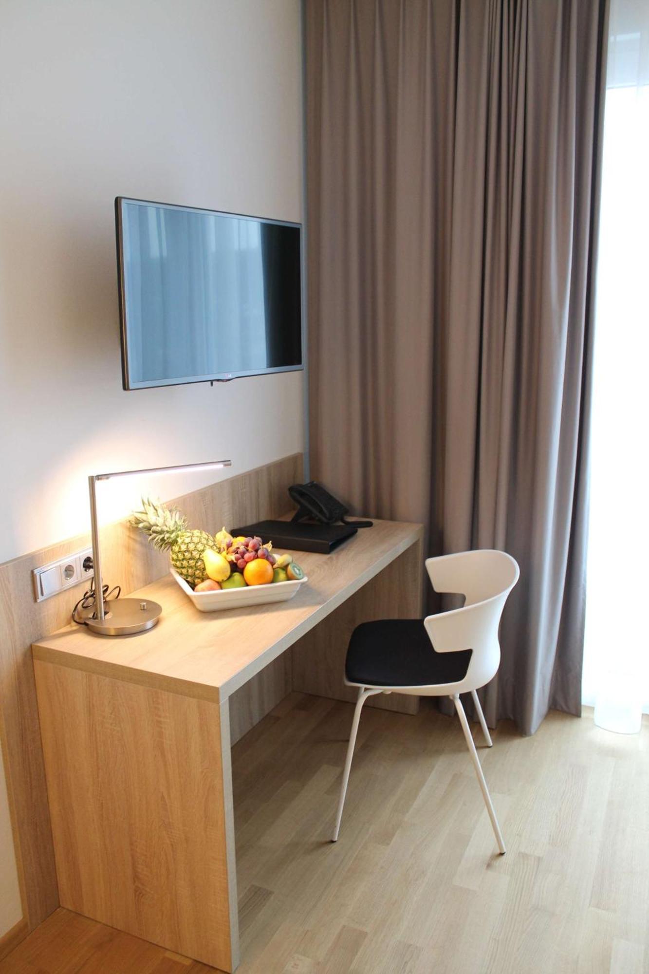 Best Western Queens Hotel Pforzheim-Niefern Exterior photo