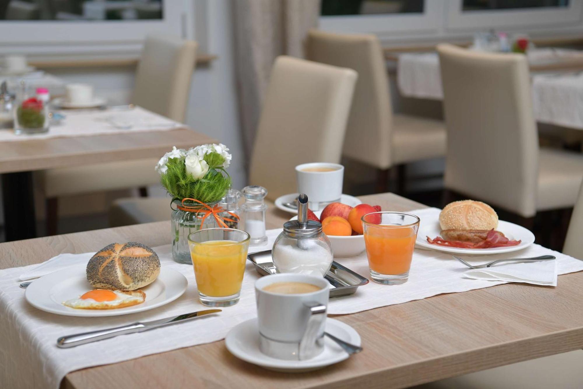 Best Western Queens Hotel Pforzheim-Niefern Exterior photo