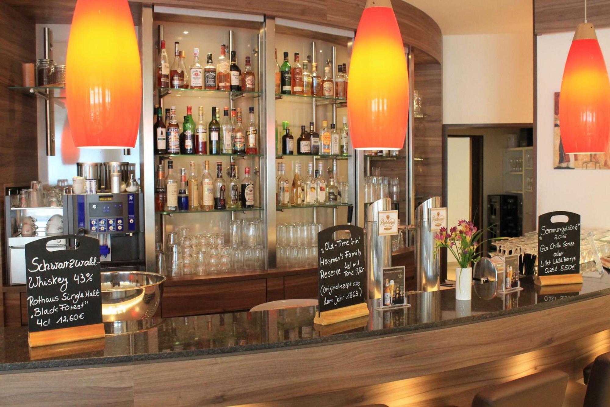 Best Western Queens Hotel Pforzheim-Niefern Exterior photo