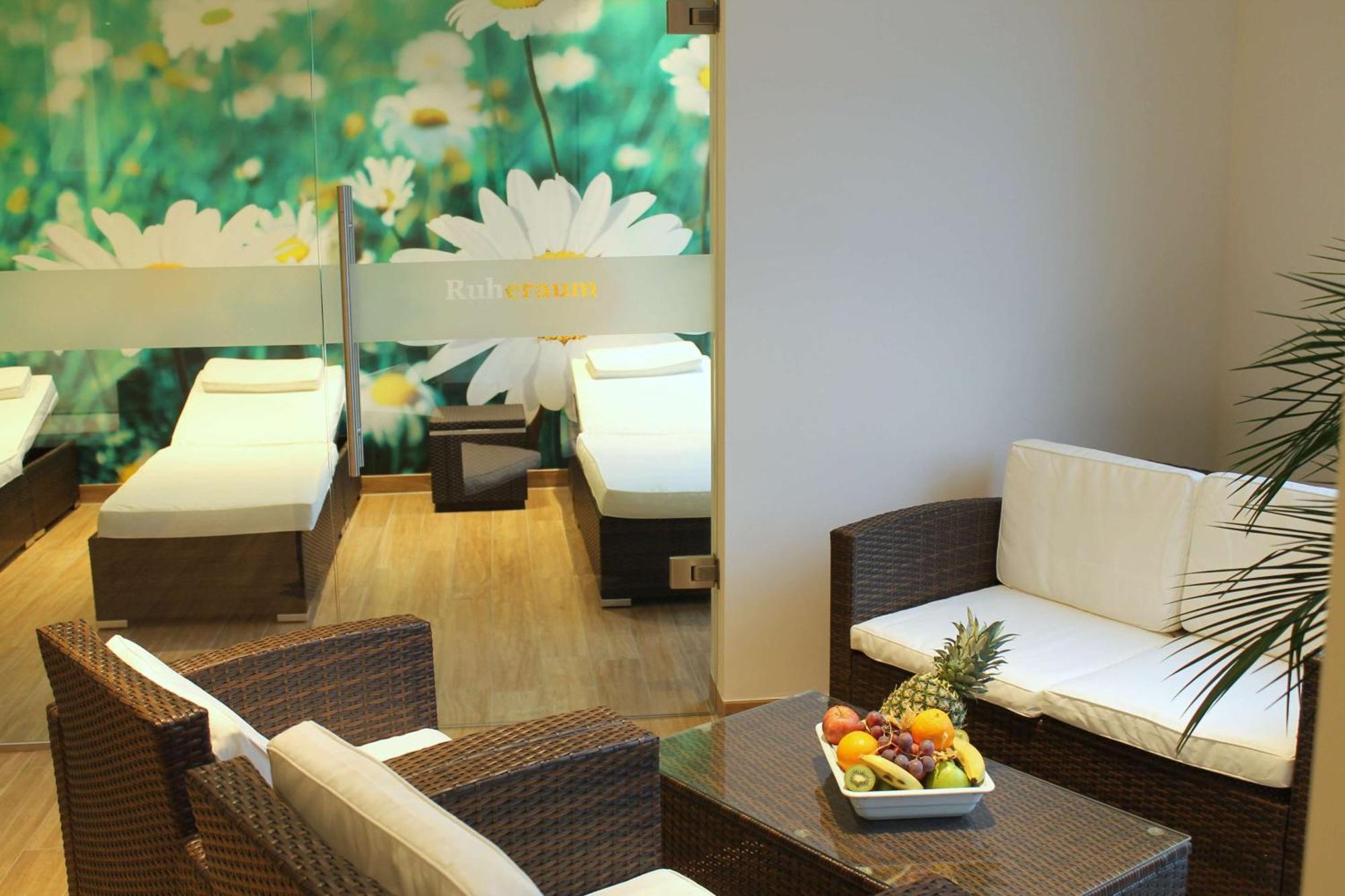 Best Western Queens Hotel Pforzheim-Niefern Exterior photo